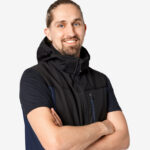 FHB JUSTUS Softshellweste 79110Justus79110Justus1620Model-7.jpg