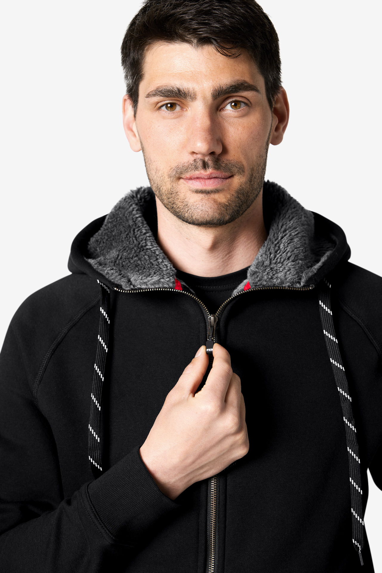 FHB JÖRG Sweater-Jacke mit Kapuze und Webpelz 79293Jrg79293JrgModel-2.jpg