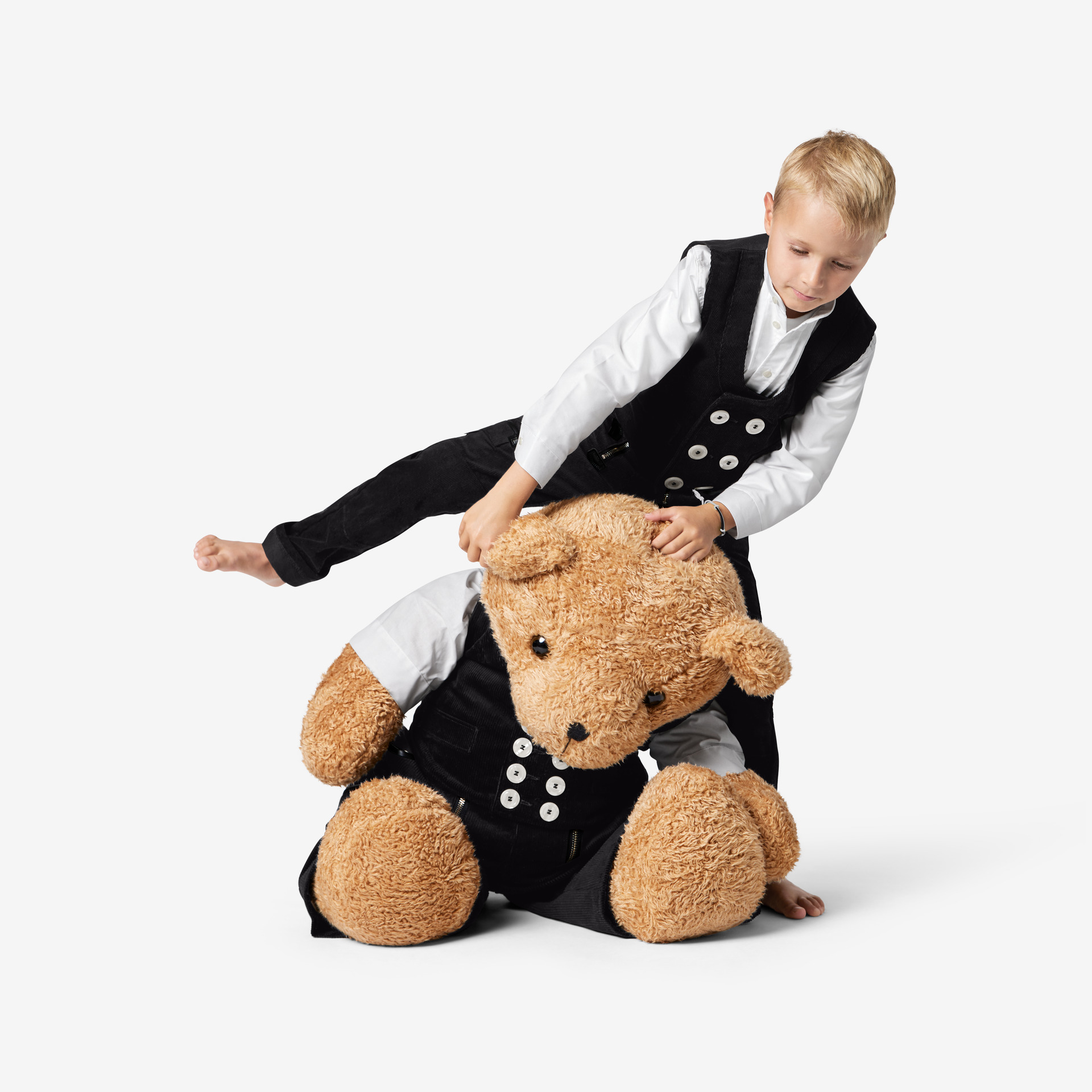 FHB KURT Zunft-Teddyß 87890Kurt87890KurtModel-2.jpg