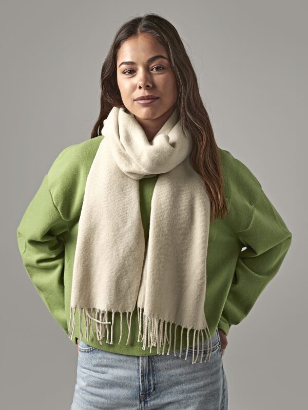 CB500 Beechfield Classic Woven Scarf