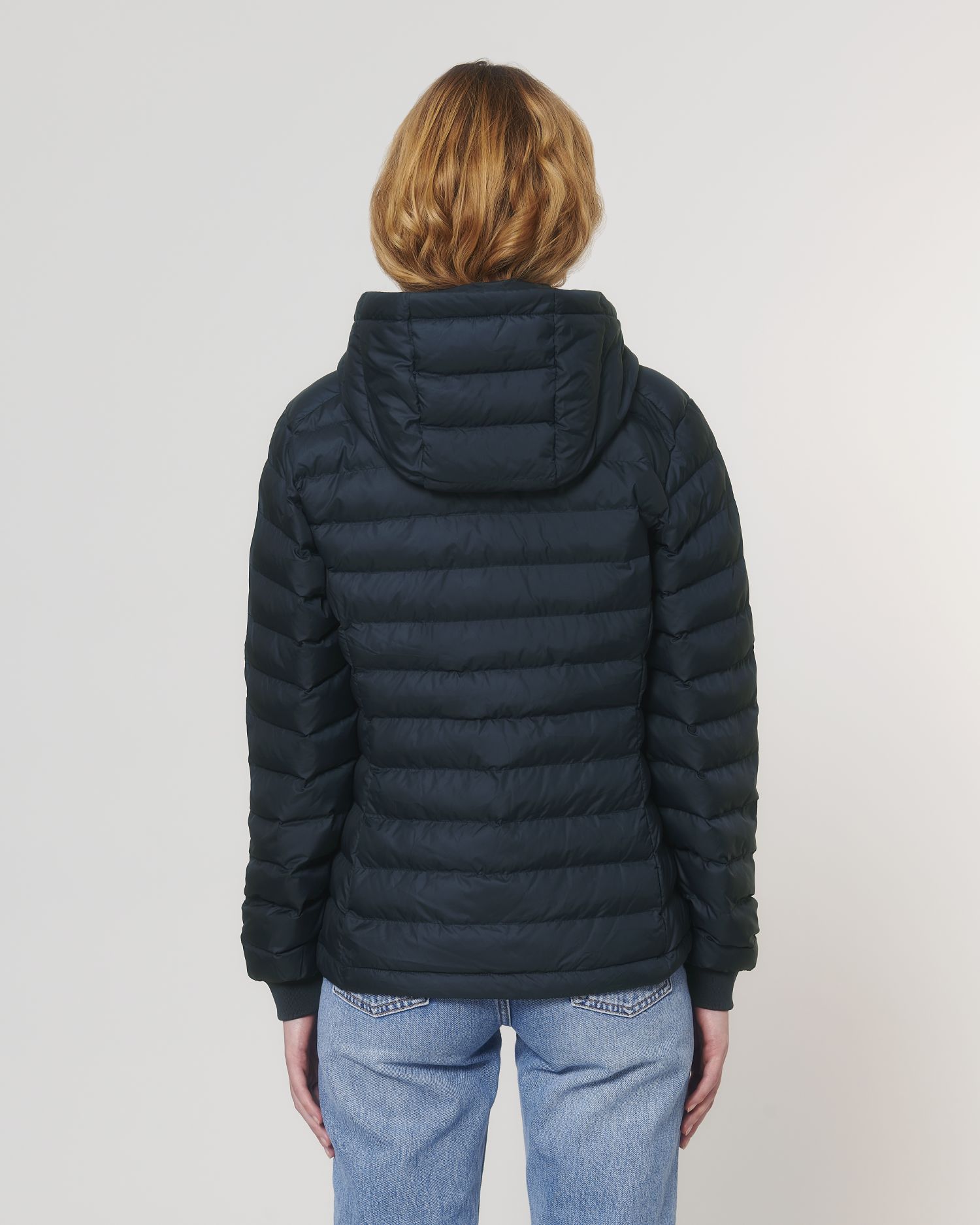 Stella Voyager Back Main