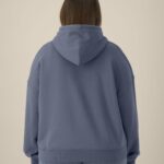 Stella Nora Back Main