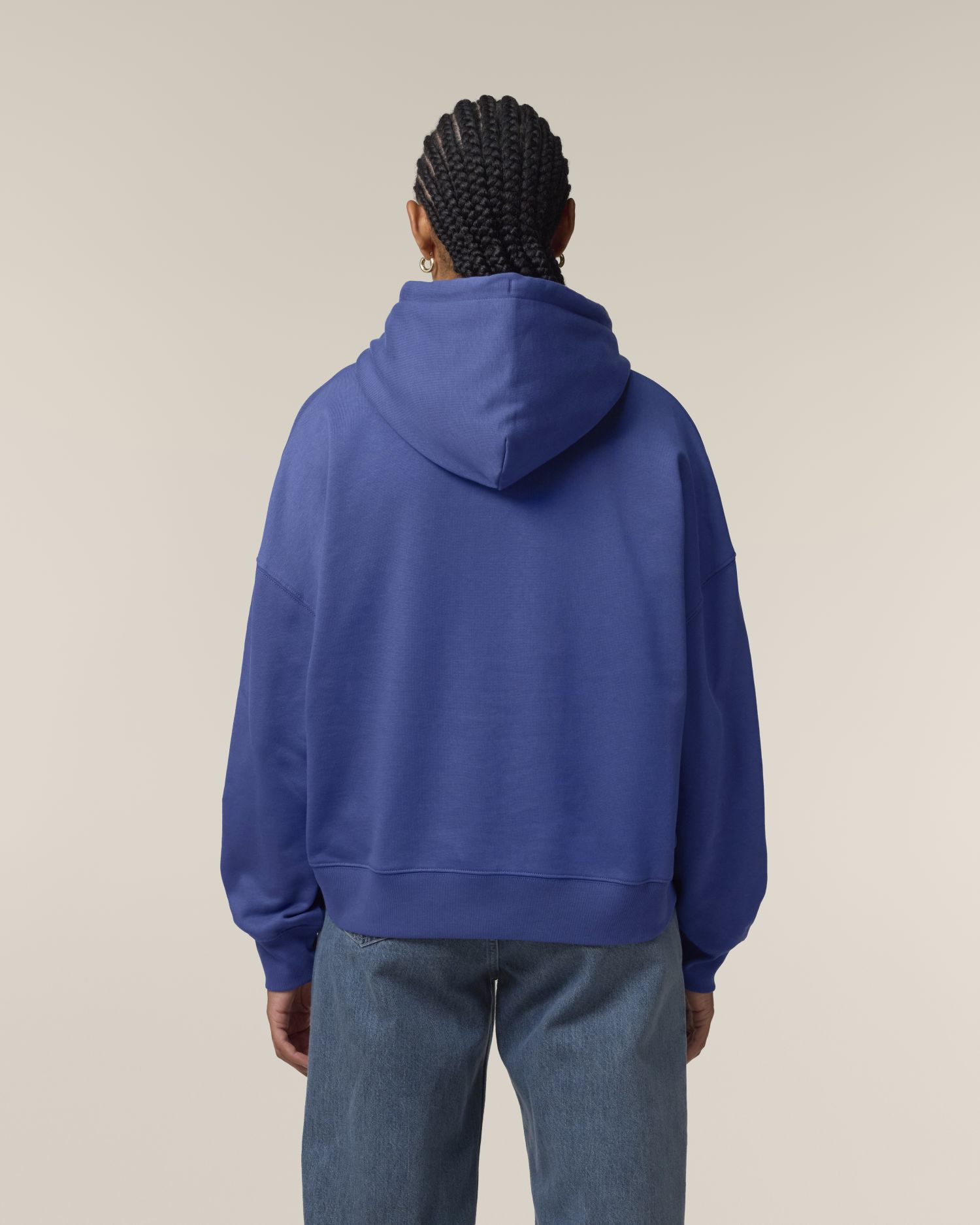 Stella Nora Back Main