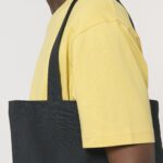 Light Tote Bag Front Detail