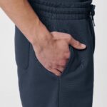 Boarder Dry Front Detail