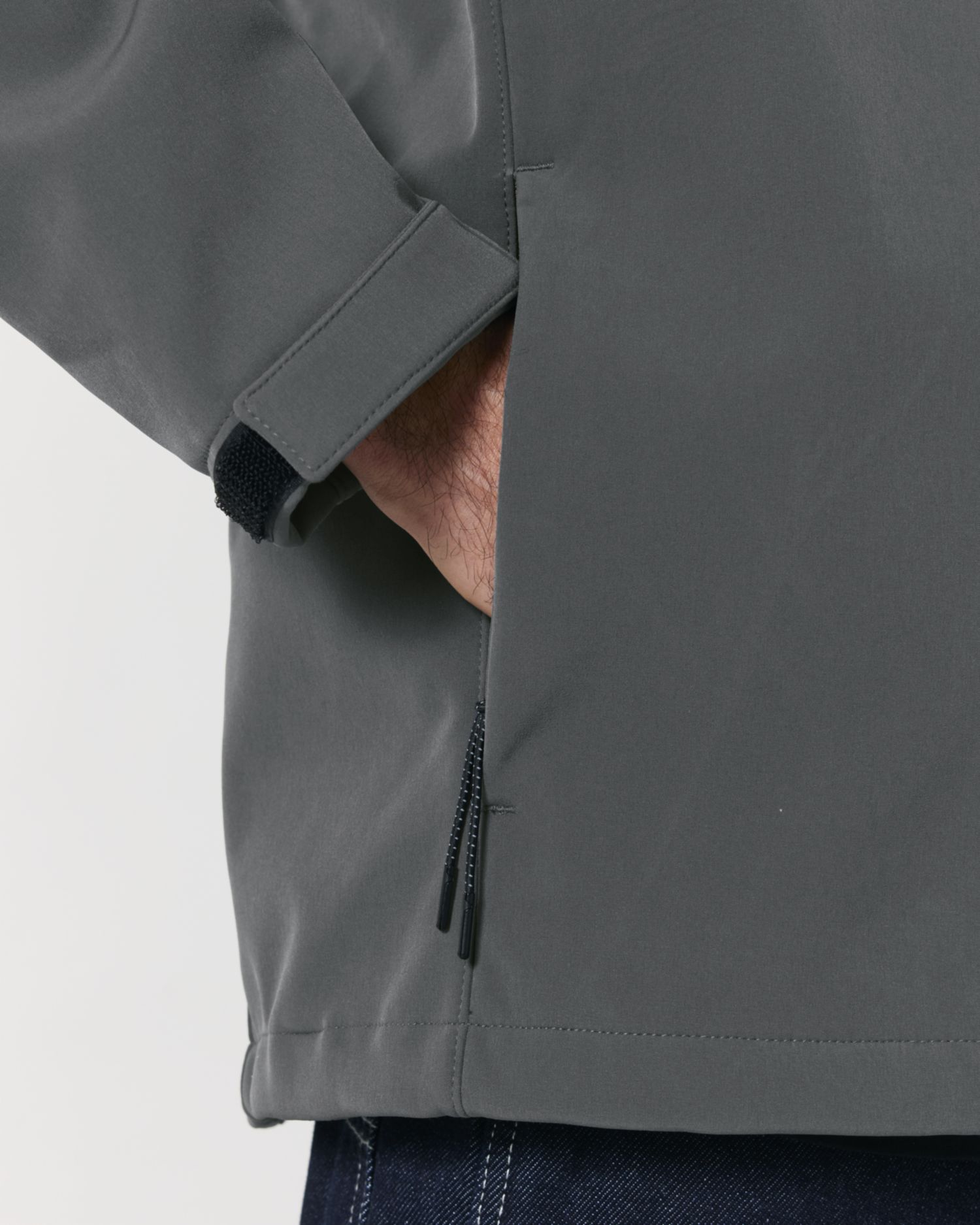 Stanley Discoverer Front Detail