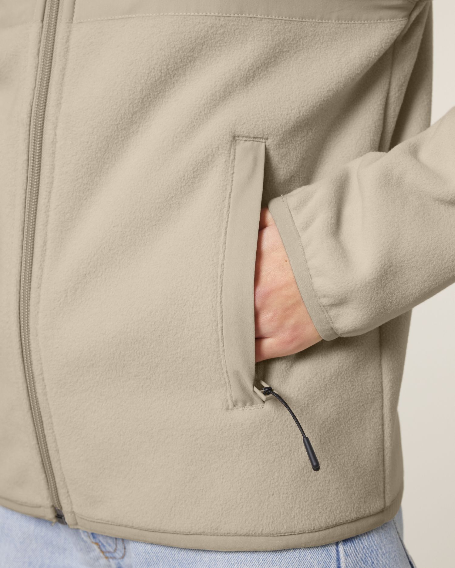 Trekker Front Detail