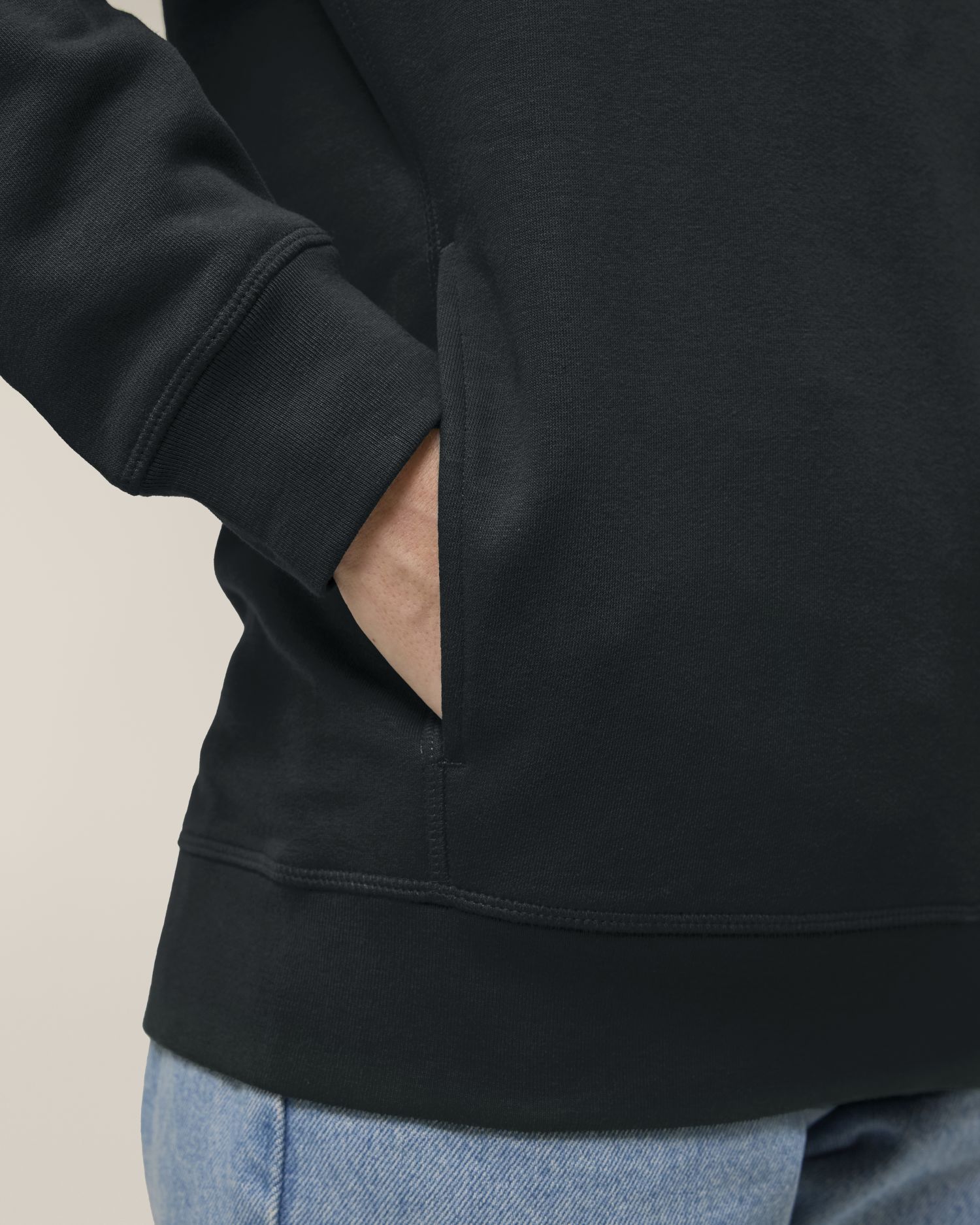 Sounder Front Detail