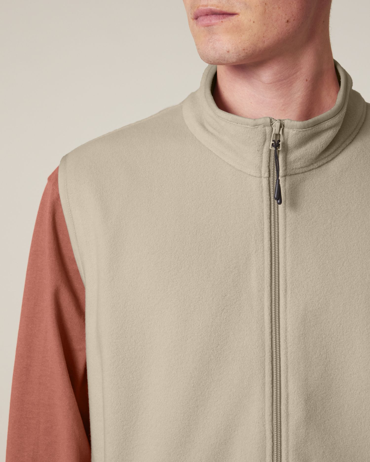 Stanley Quester Front Detail