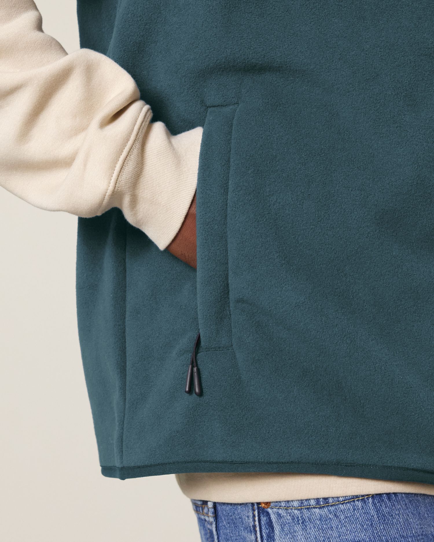 Stanley Quester Front Detail