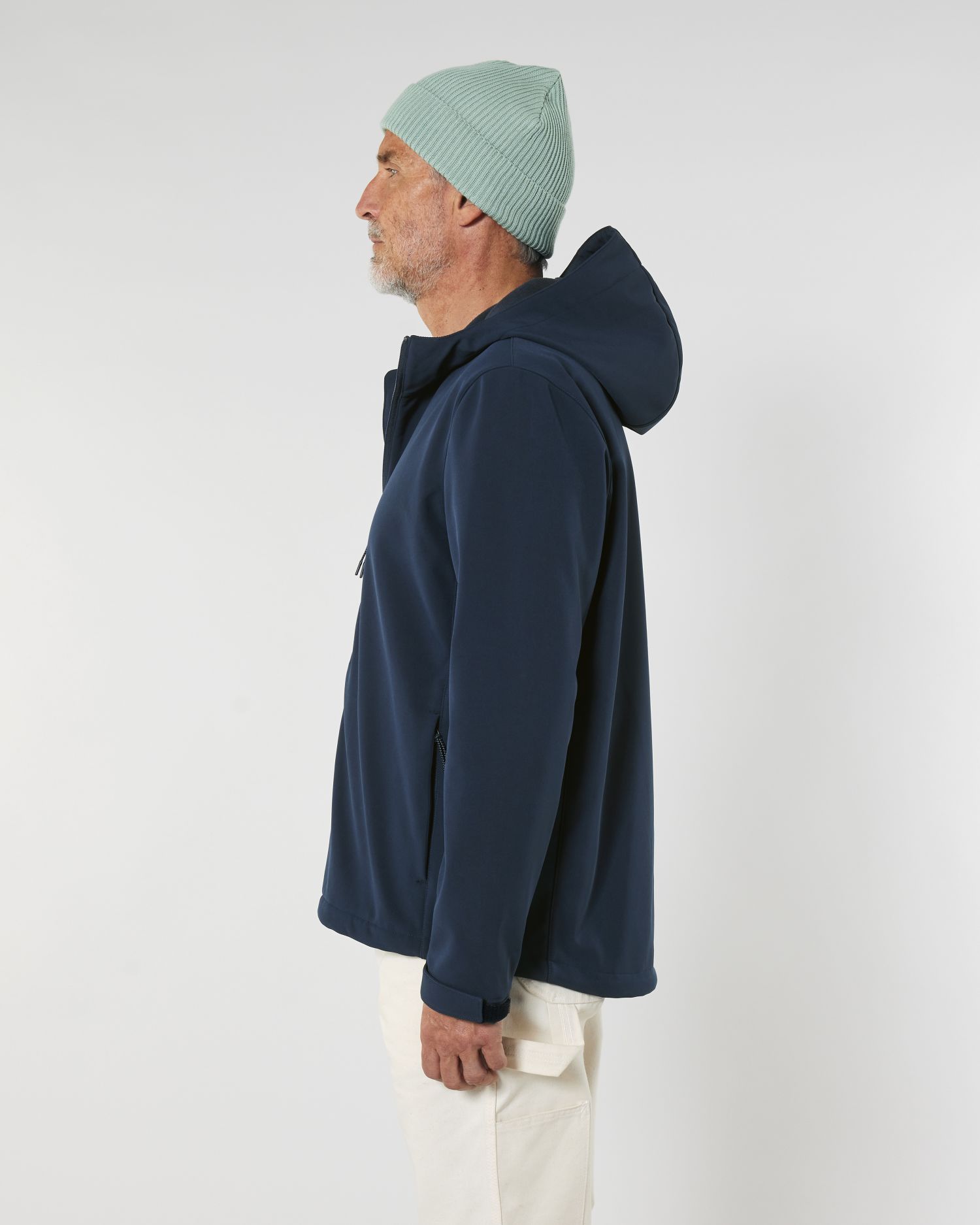 Stanley Discoverer Front Detail