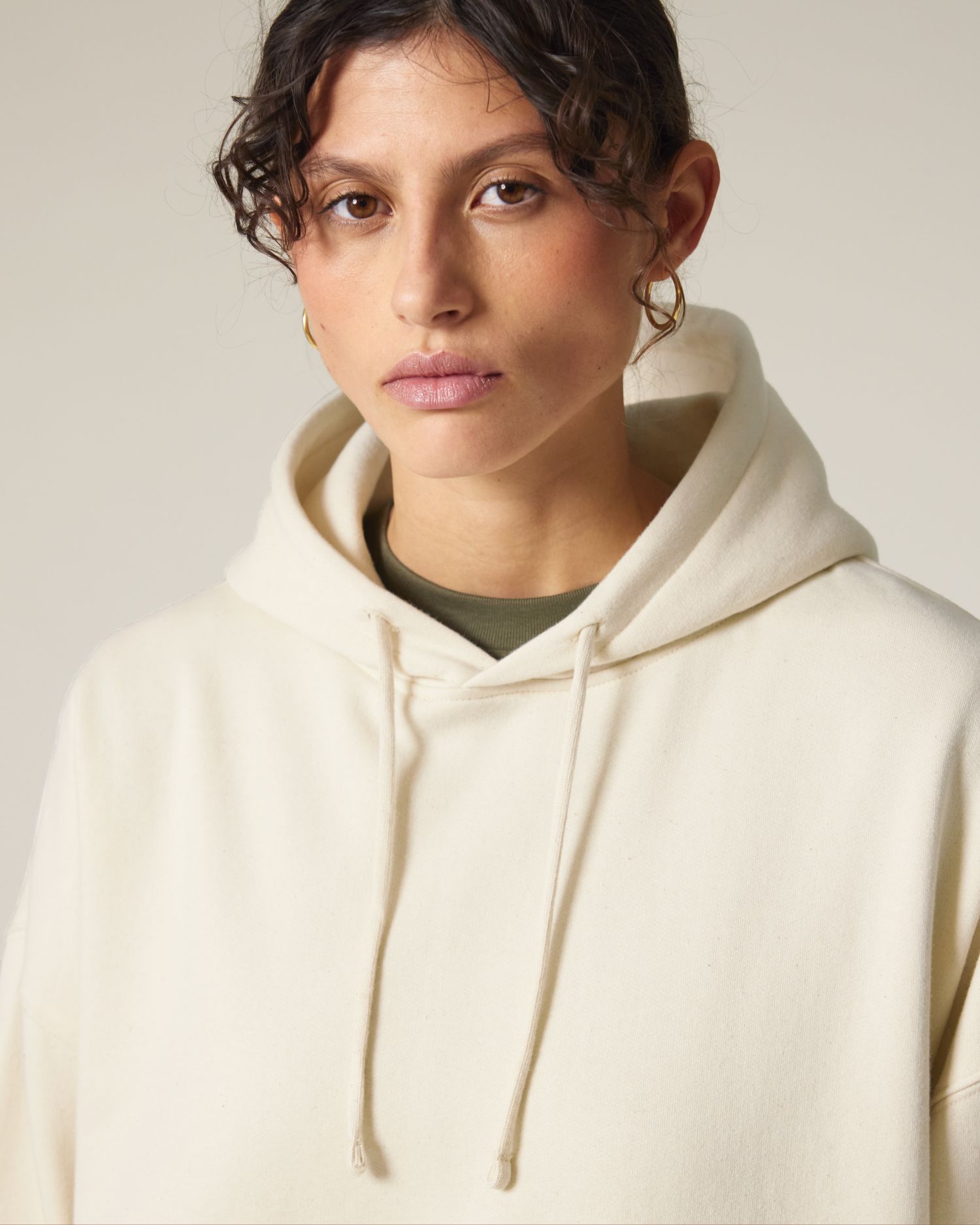 Stella Nora Front Detail