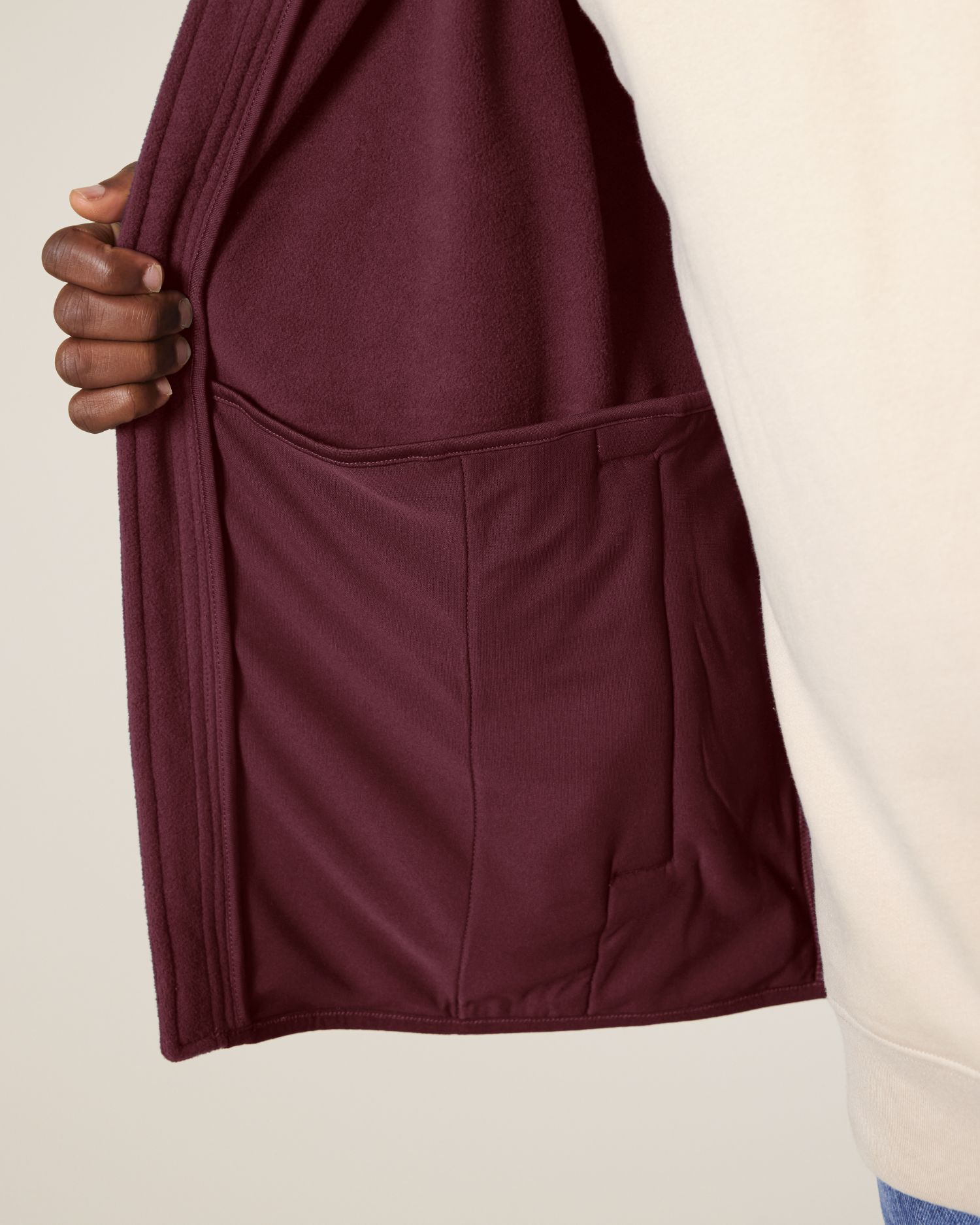 Stanley Quester Front Detail