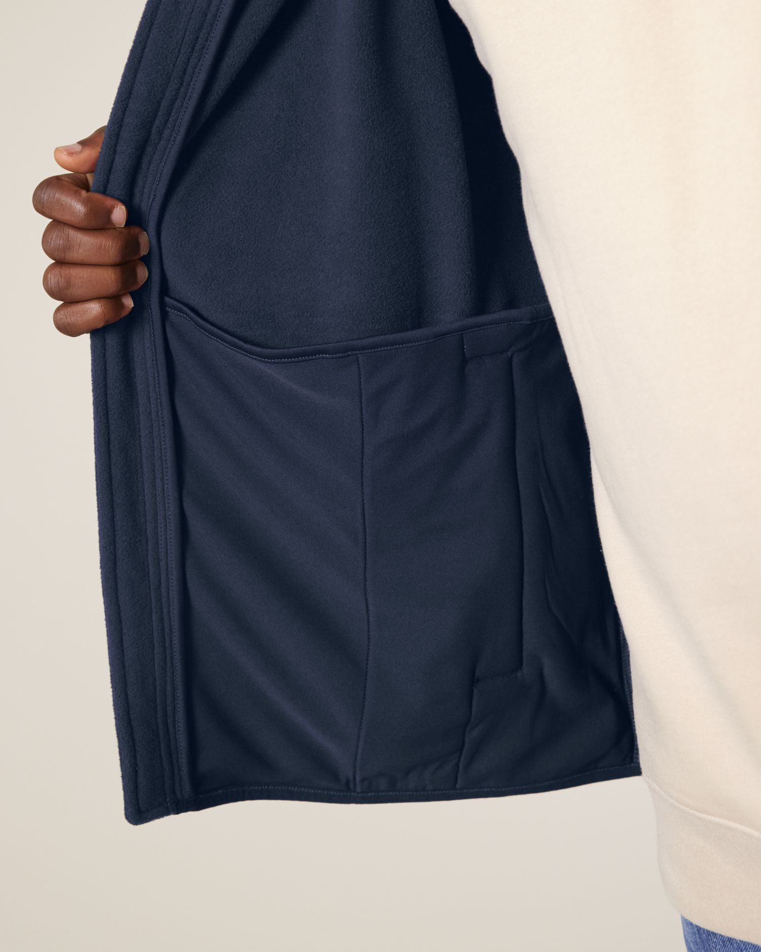 Stanley Quester Front Detail