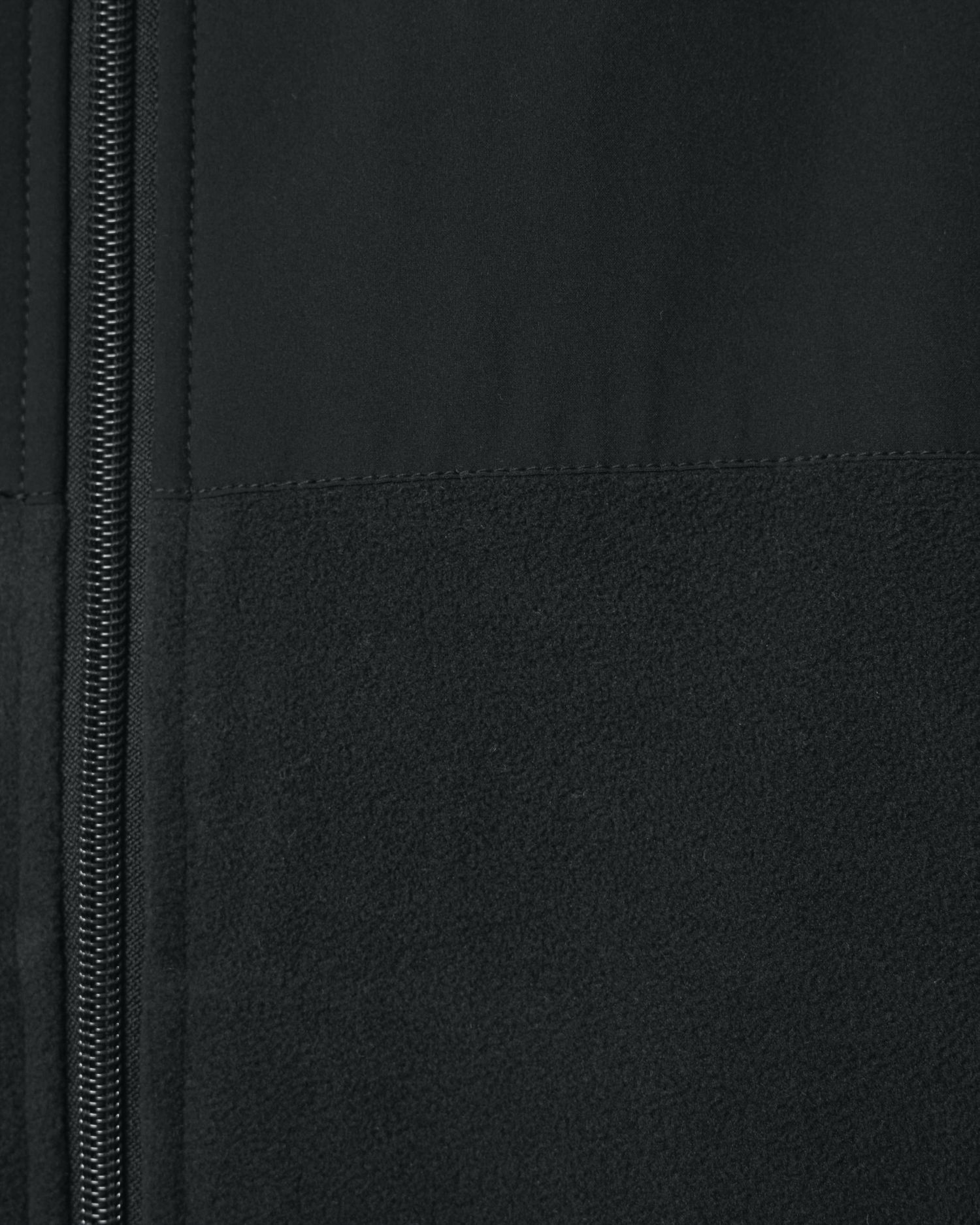 Trekker Front Detail