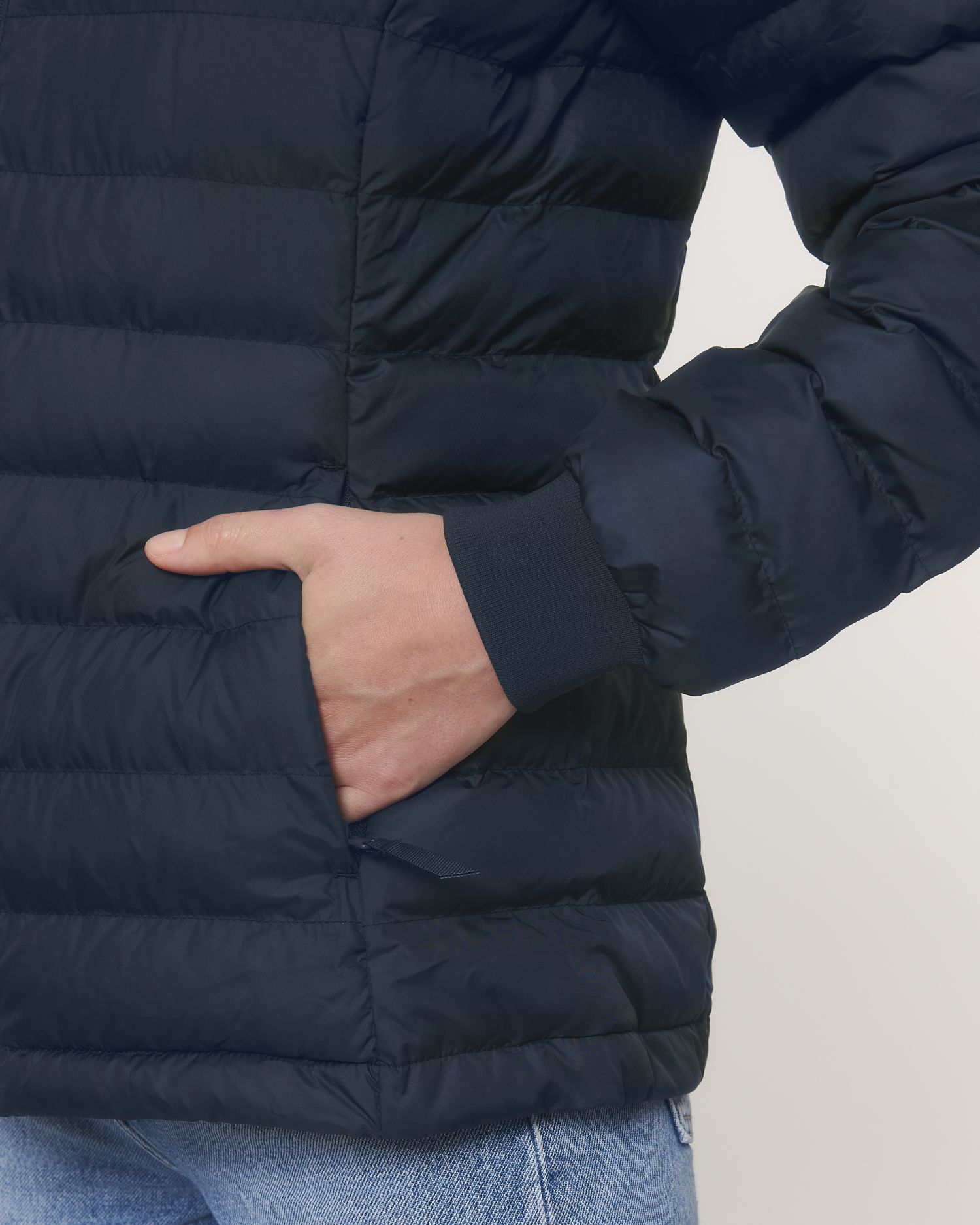 Stella Voyager Front Detail