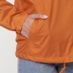 Coacher Front Detail