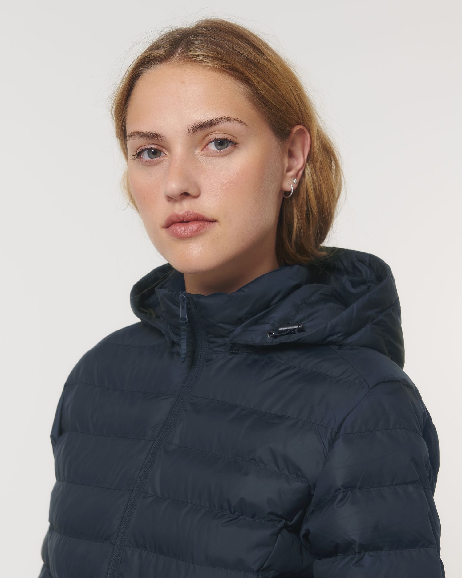 Stella Voyager Front Detail