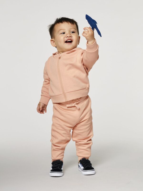 Baby Connector Front Main